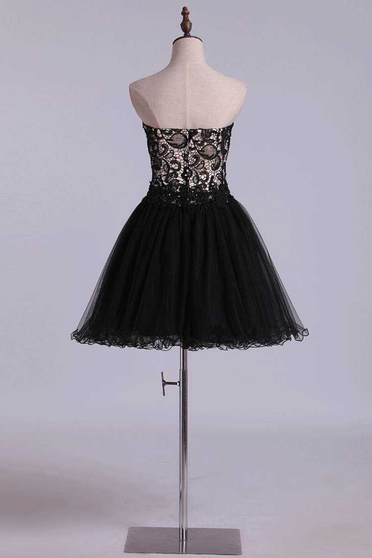 2022 A Line Sweetheart Mini Homecoming  Dresses With Beads & Applique