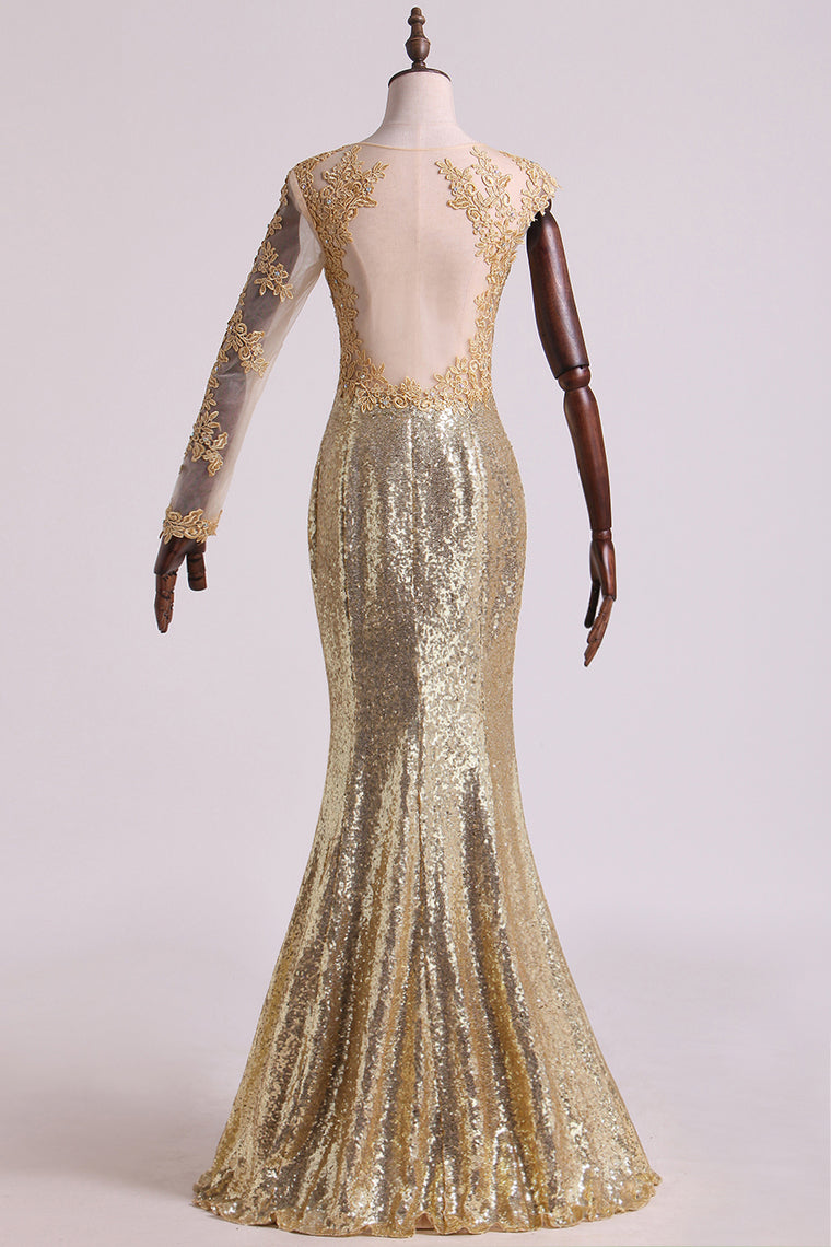 2022 Scoop Mermaid Prom Dresses Sequins With Applique Floor Length Long Sleeves