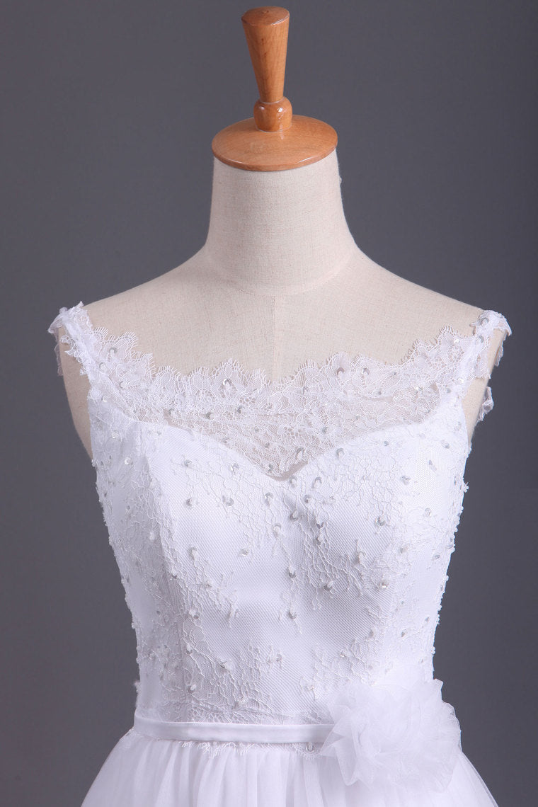 2022 Straps A Line Wedding Dress Court Train Tulle With Applique & Handmade Flower