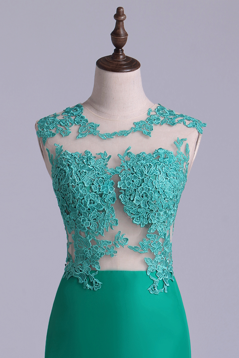 2022 New Arrival Scoop Mermaid Prom Dresses With Applique