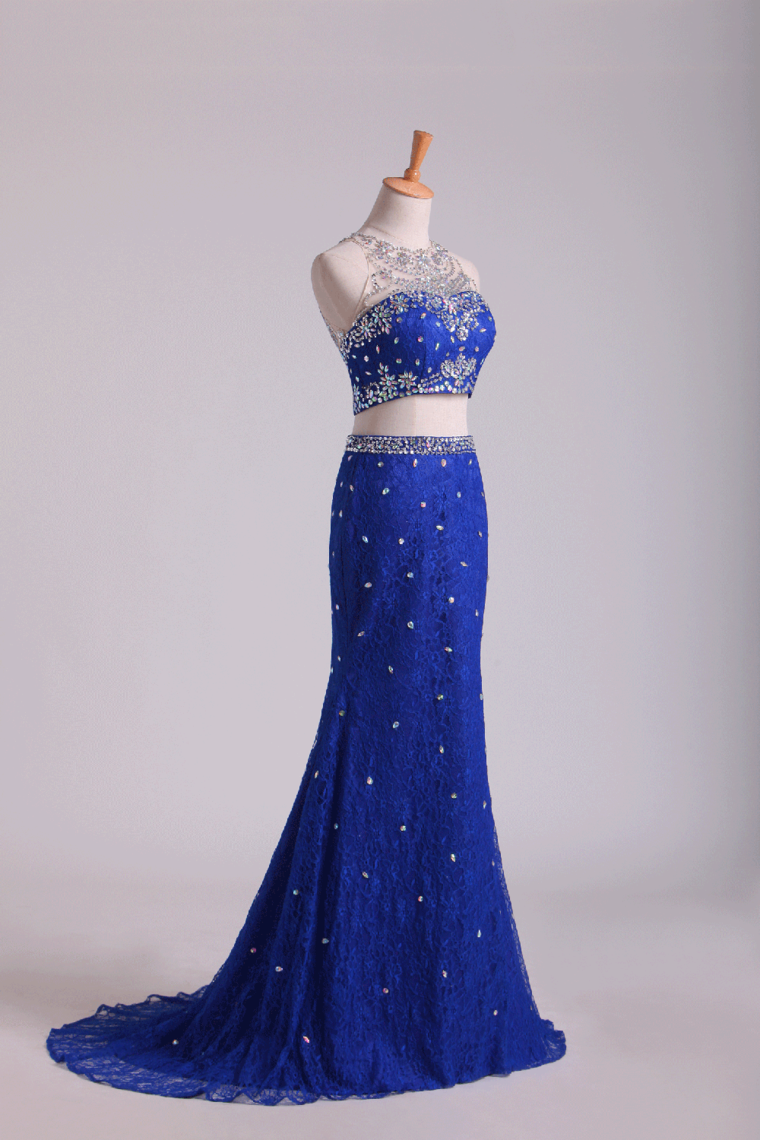 2022 Two-Piece Scoop Mermaid Prom Dresses With Beading Lace Dark Royal Blue