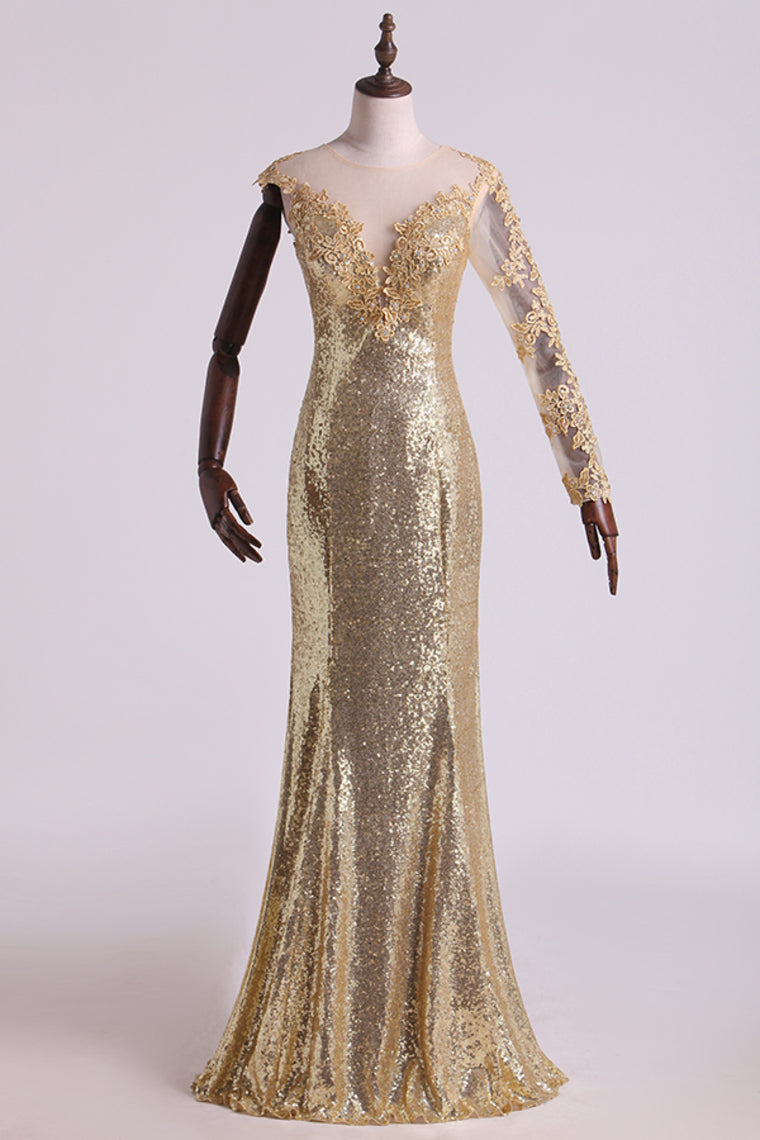 2022 Scoop Mermaid Prom Dresses Sequins With Applique Floor Length Long Sleeves