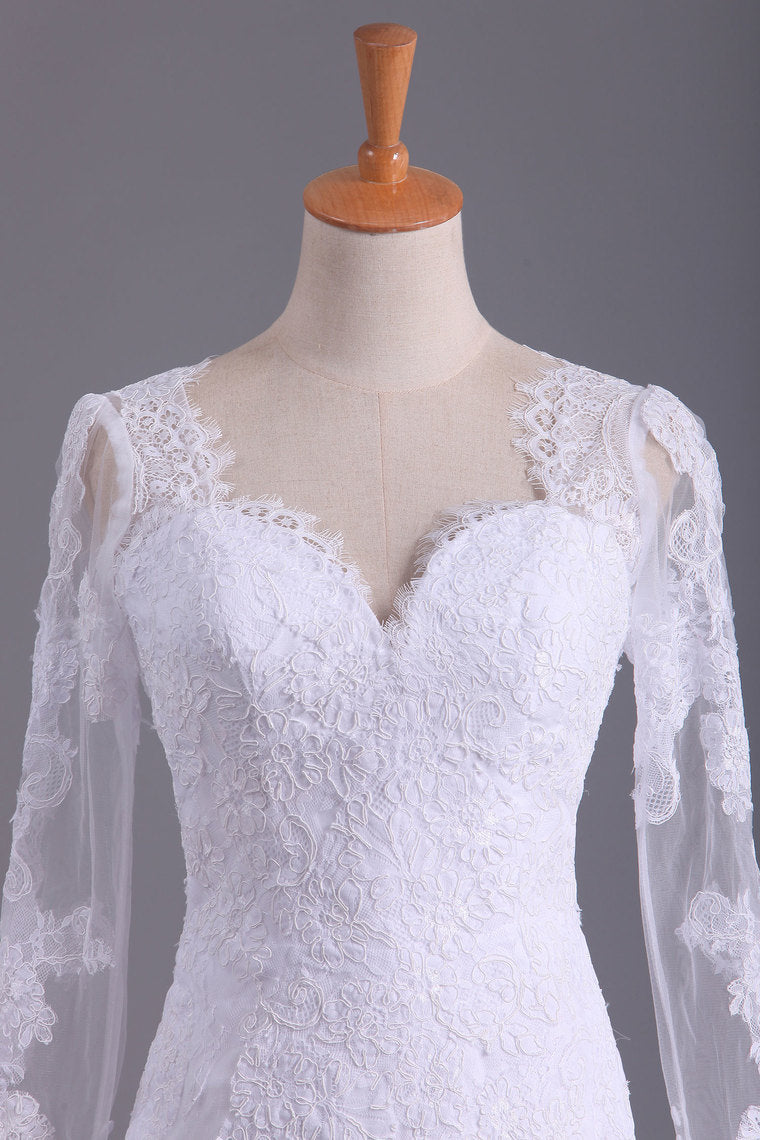 2022 Long Sleeves V Neck  Open Back Wedding Dresses Tulle With Applique Sheath