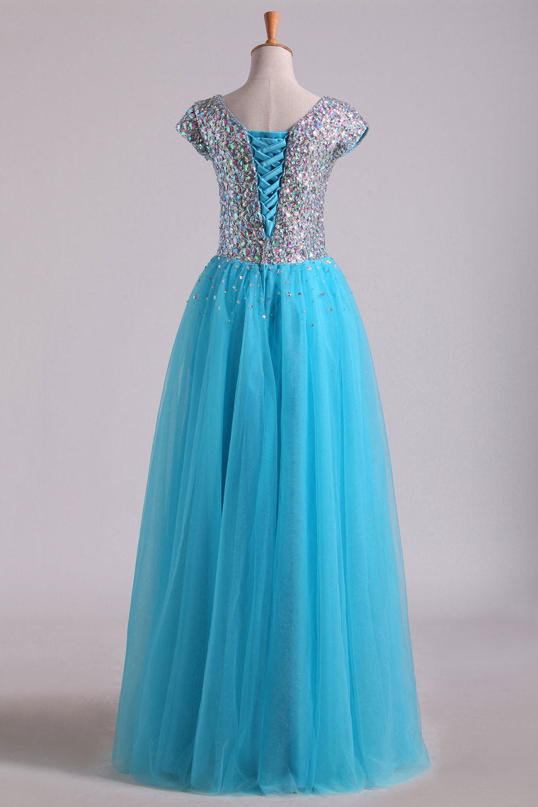 2022 Modest Full Beaded Bodice A Line Dress Short Sleeve With Tulle Skirt