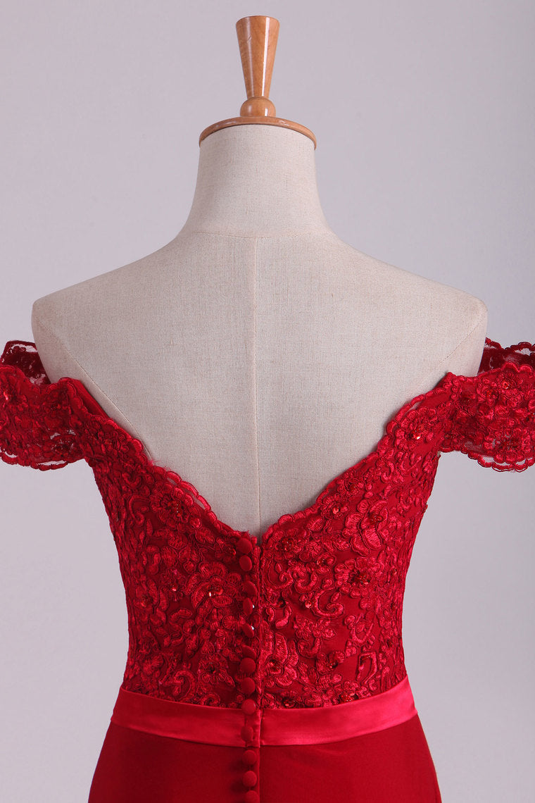 2022 Off The Shoulder Prom Dresses Spandex Burgundy/Maroon Sweep Train With Applique