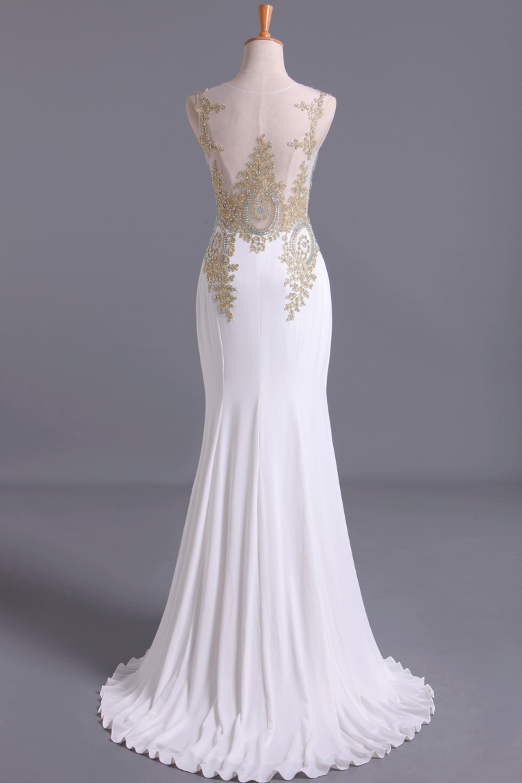 2022 Hot Prom Dresses Scoop Mermaid Sweep/Brush Spandex With Applique Sleeveless