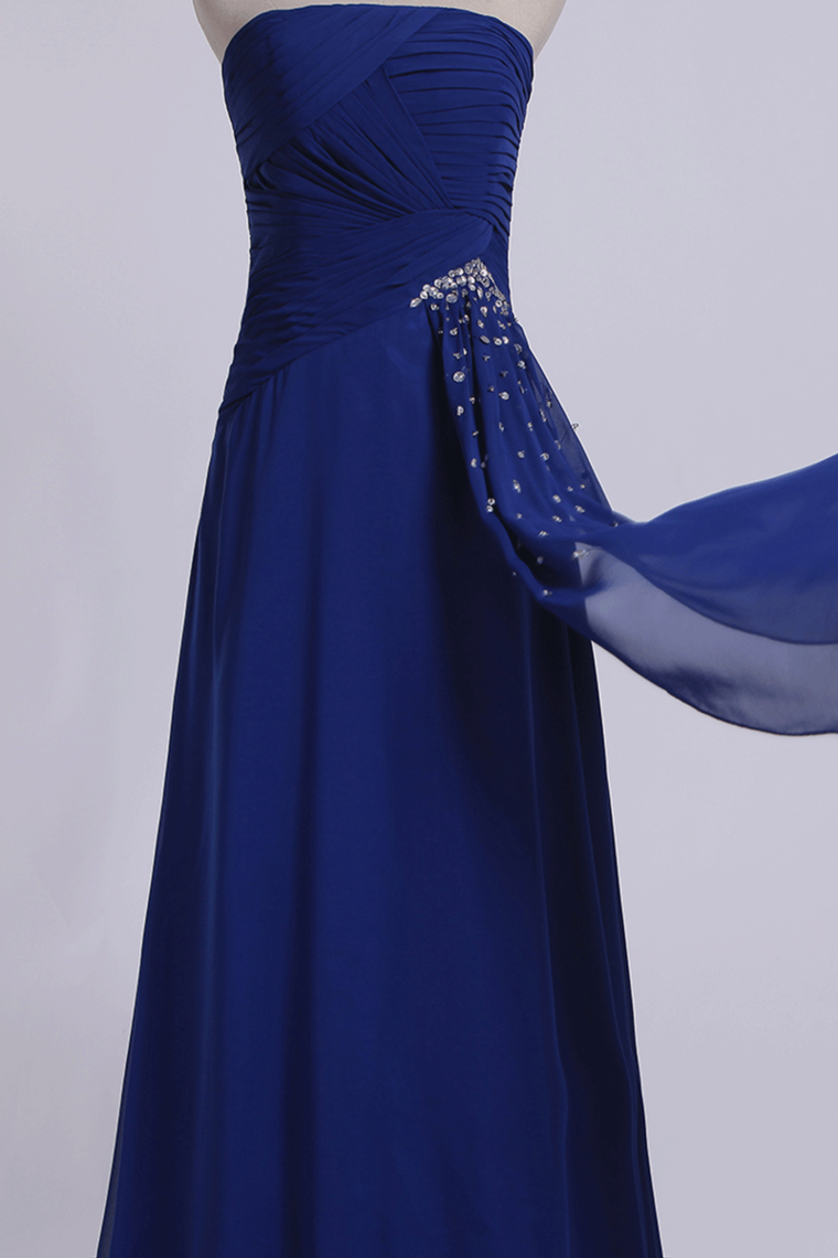 2022 Classic Prom Dresses Strapless A Line Chiffon Floor Length With Ruffles And Beads