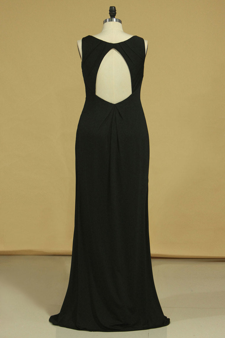 2022 Sexy Open Back Scoop  Evening Dresses Sheath With Beads And Slit Spandex