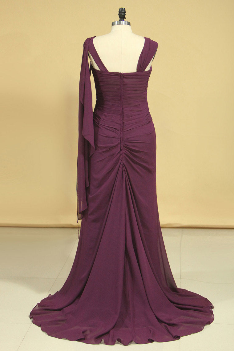 2022 Straps Mother Of The Bride Dresses Chiffon With Beading And Ruffles  Sheath