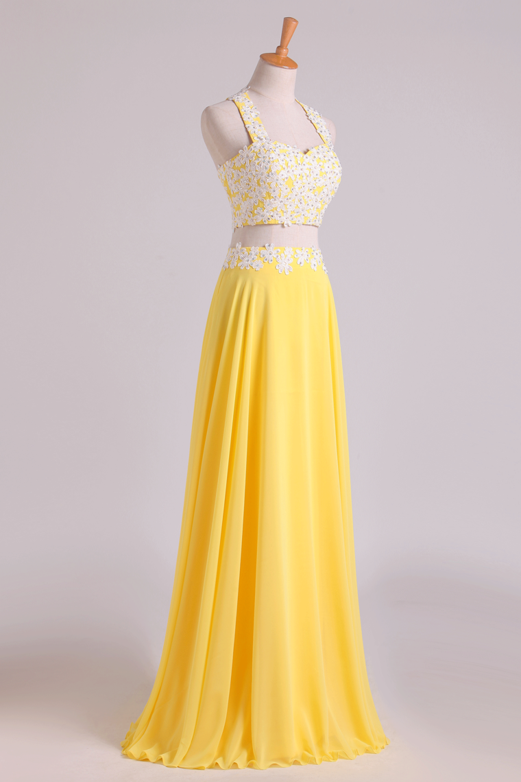 2022 New Arrival Halter Prom Dresses A-Line With Applique Chiffon