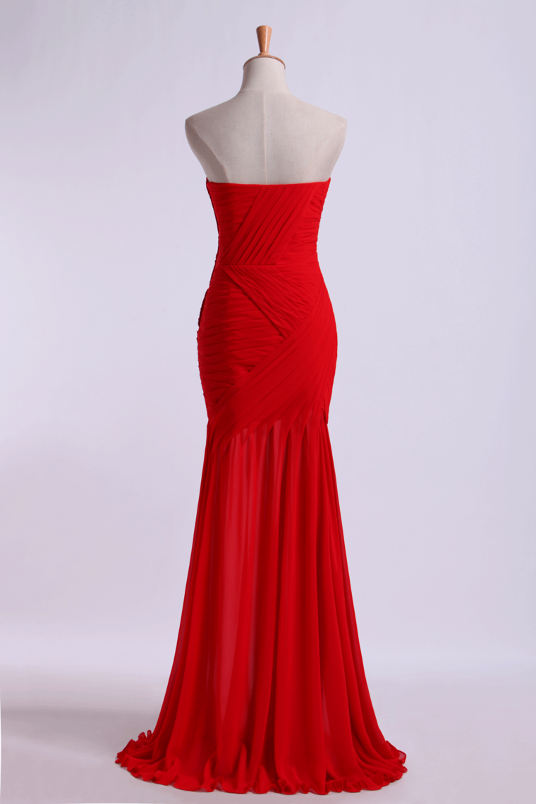 2022 Prom Dresses Sheath Sweetheart Chiffon With Slit And Ruffles