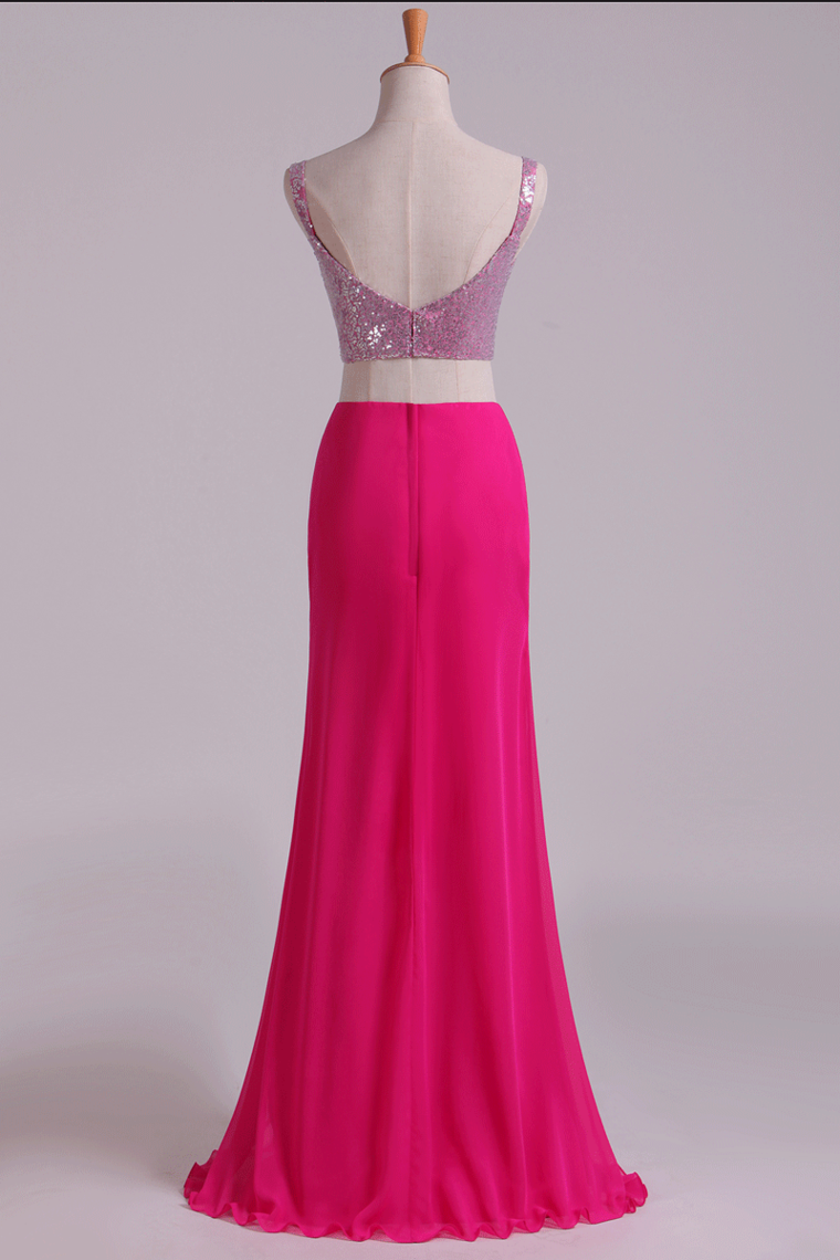 2022 Two Pieces Prom Dresses Spaghetti Straps Sheath With Slit & Beading Chiffon