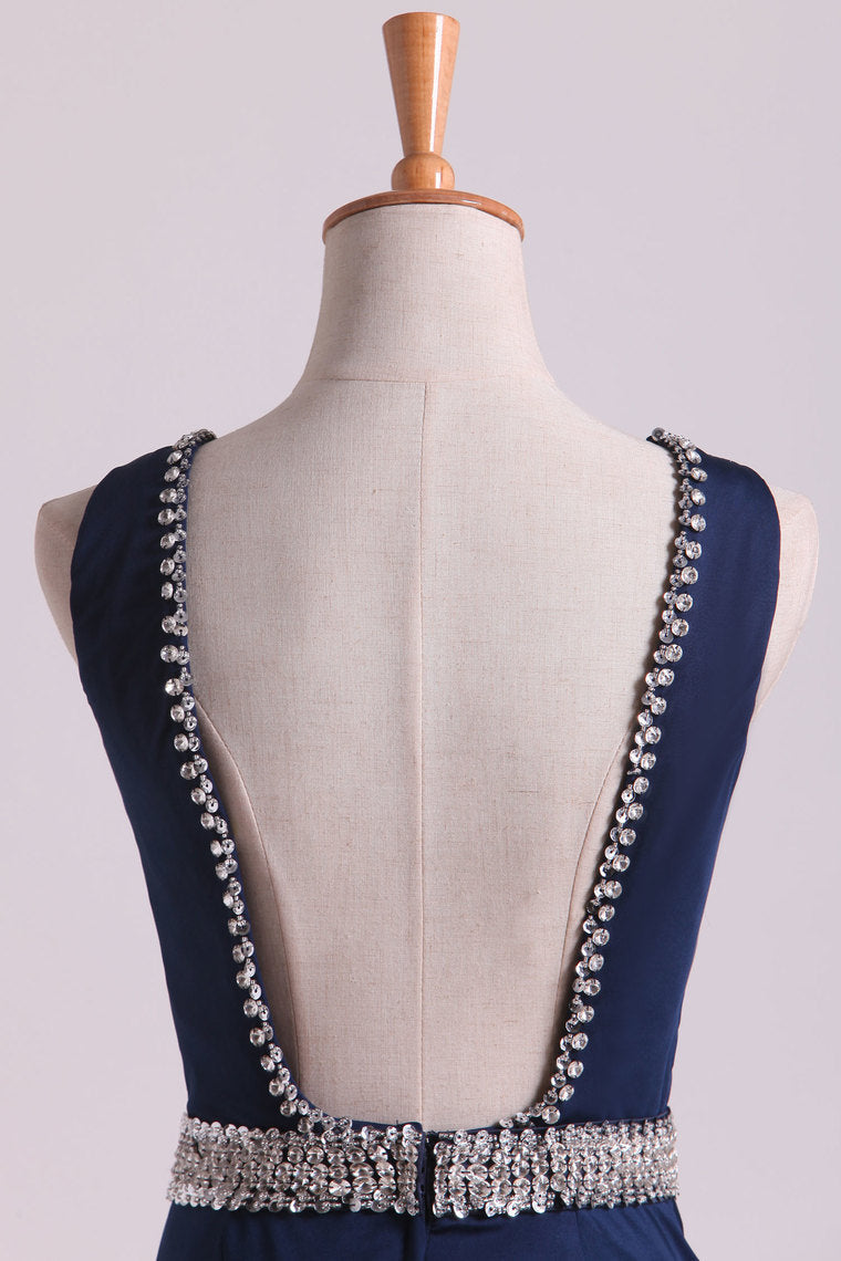 2022 Sexy Open Back V Neck Prom Dresses Mermaid Spandex With Beading