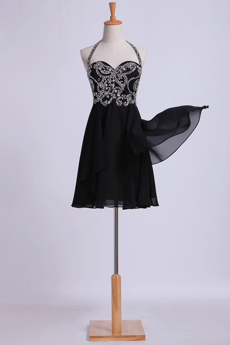 2022 Halter Homecoming Dresses A Line Short/Mini Chiffon With Beading And Sequins