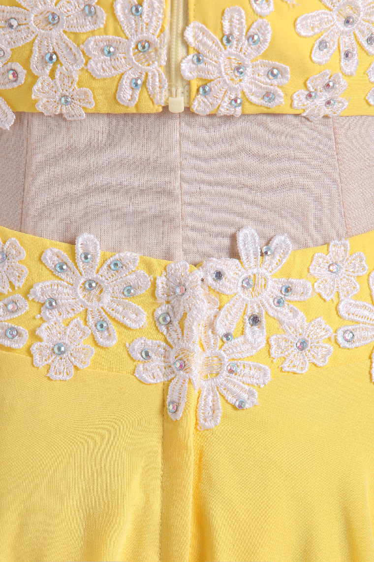 2022 New Arrival Halter Prom Dresses A-Line With Applique Chiffon