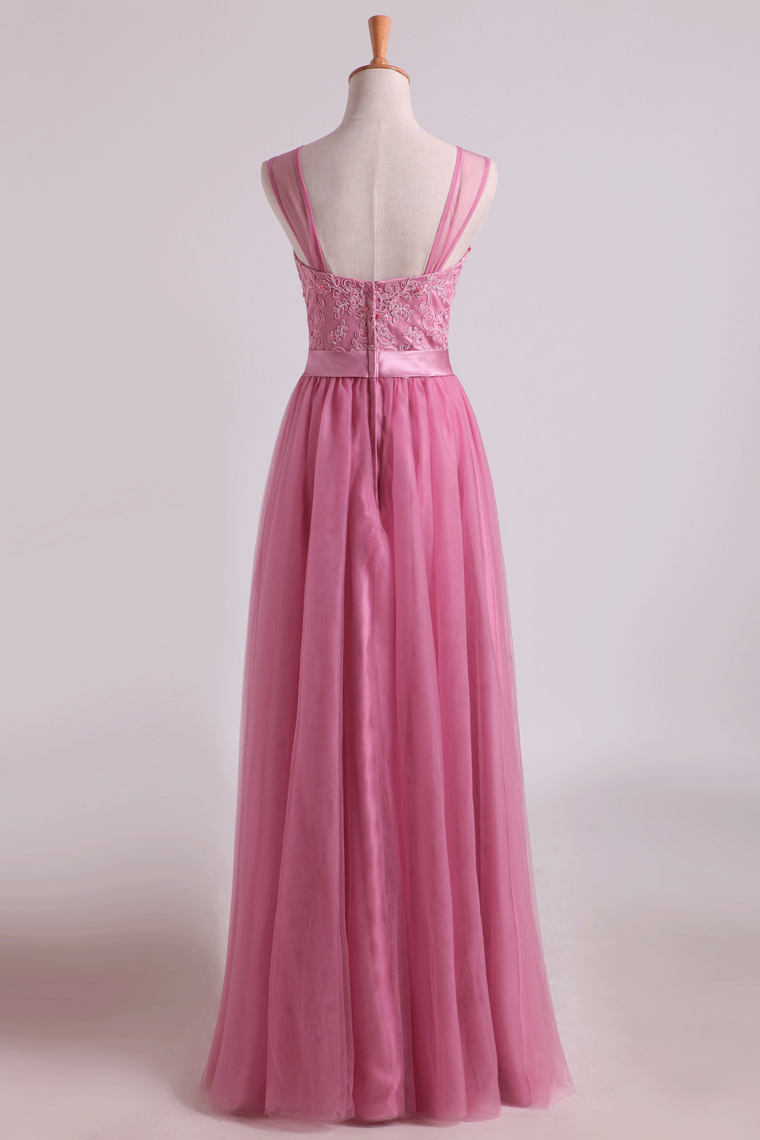 2022 Bridesmaid Dresses Scoop A Line Floor Length With Applique Tulle