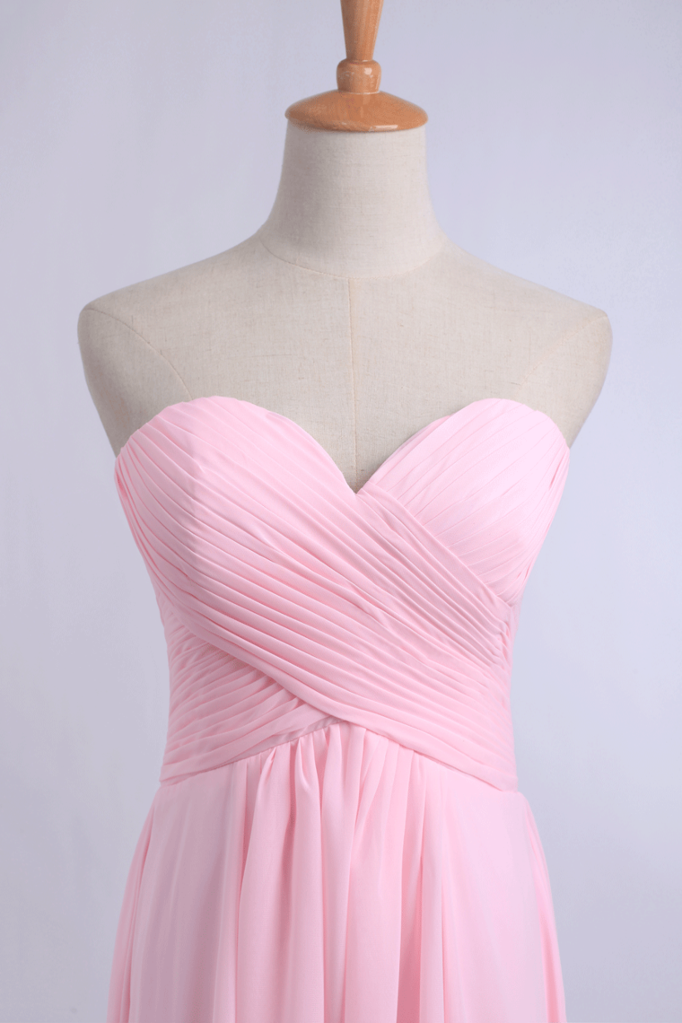 2022 New Arrival Homecoming Dress Sweetheart Short/Mini Ruffled