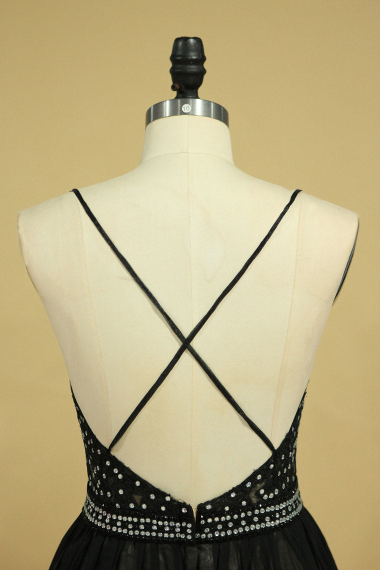 2022 Spaghetti Straps Open Back Prom Dresses Chiffon With Applique And Beads