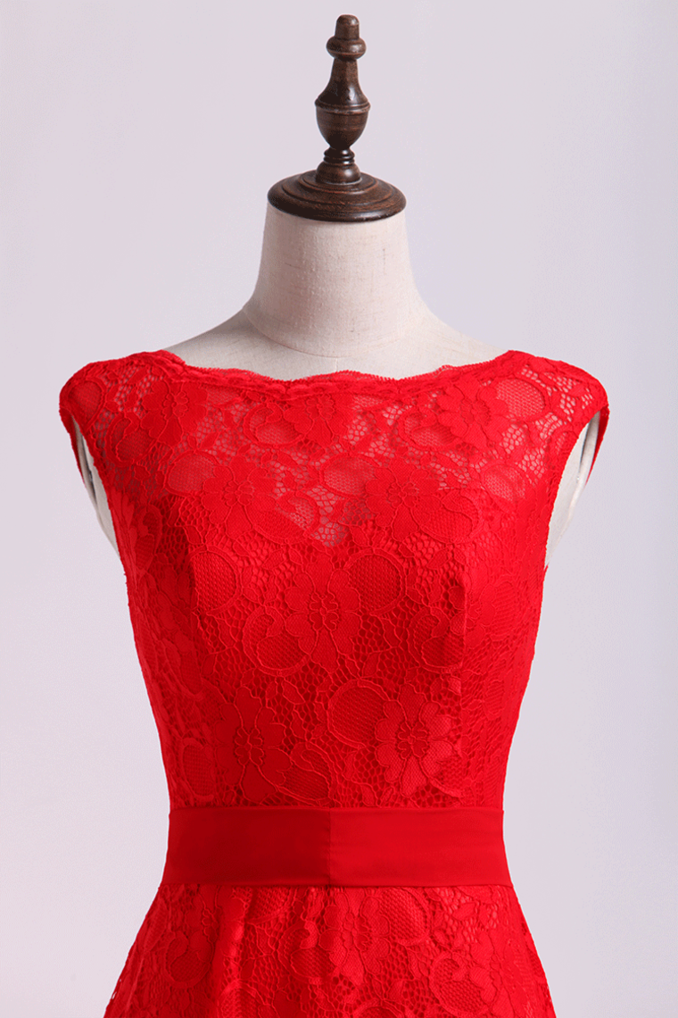 2022 Scoop Bridesmaid Dresses A Line With Sash Knee Length Lace