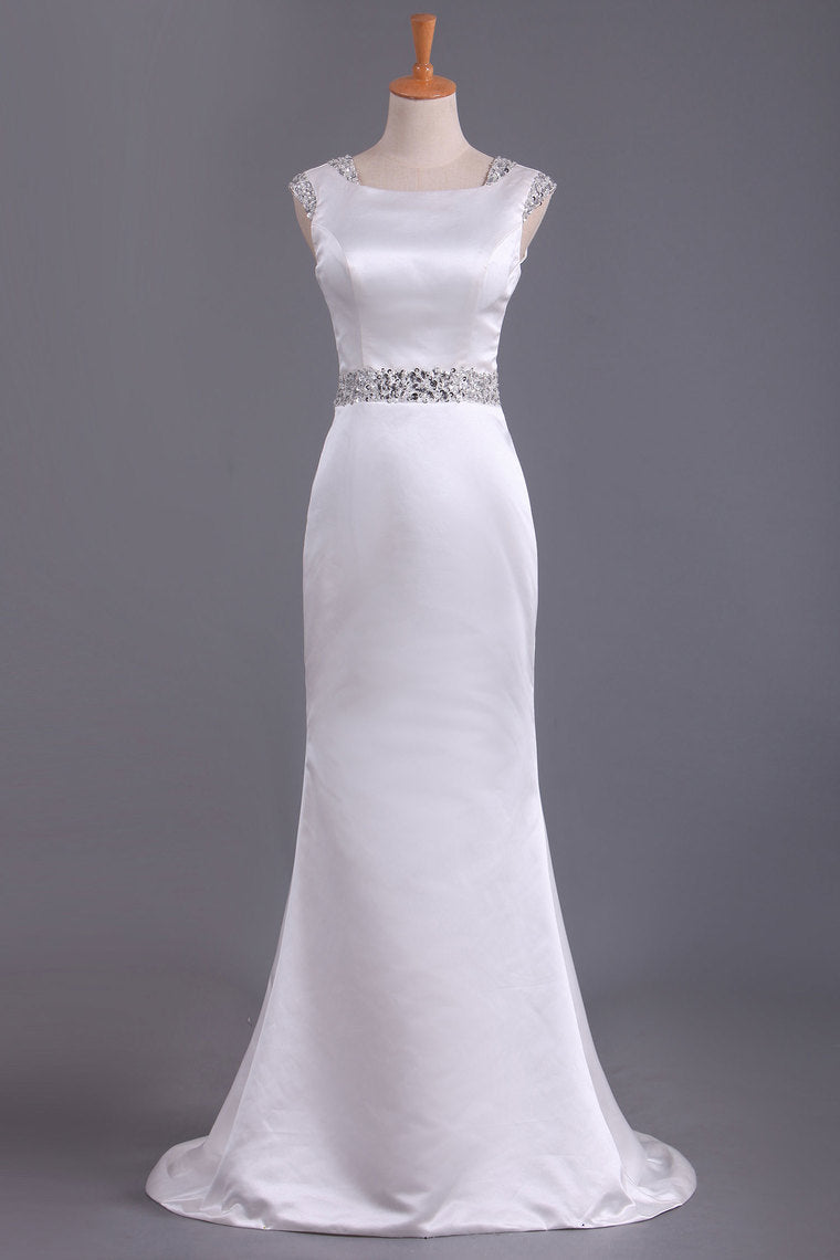 2022 Mermaid Prom Dresses Satin Scoop Beaded Waistband Sweep Train