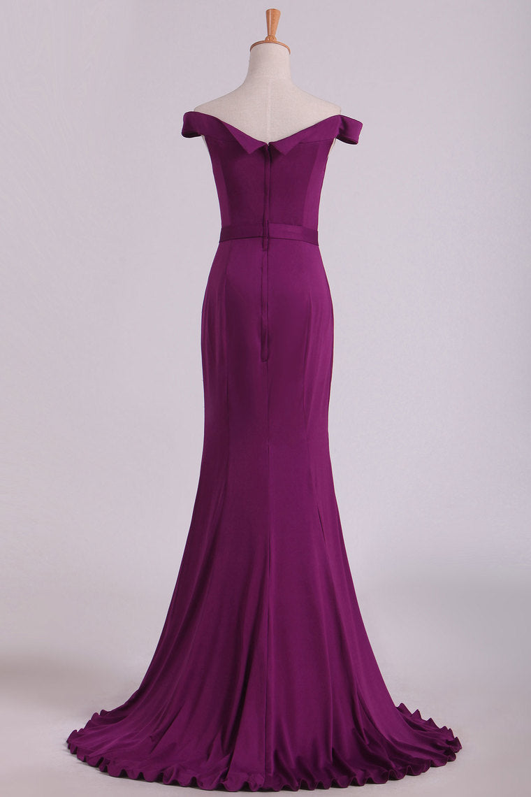 2022 Grape Mermaid Boat Neck Spandex Floor Length Zipper Up Evening Dresses