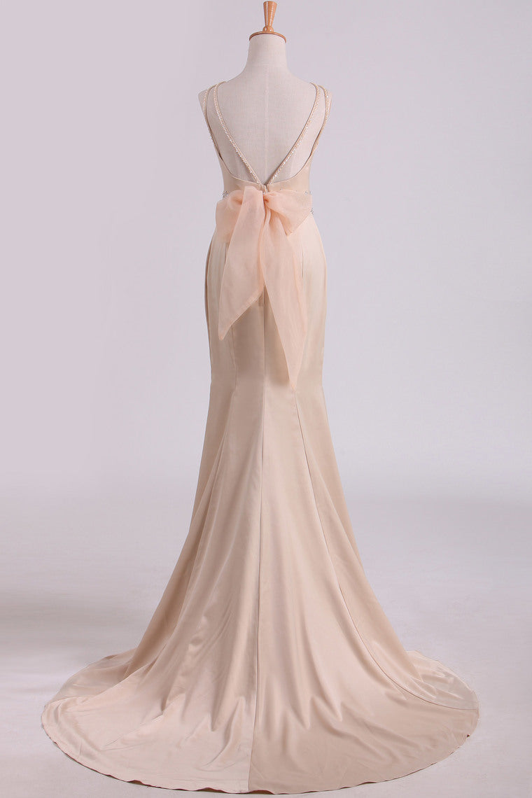 Elegant Bridal Dresses 2022 Mermaid Bateau Court Train Stretch Satin With Beading Open Back