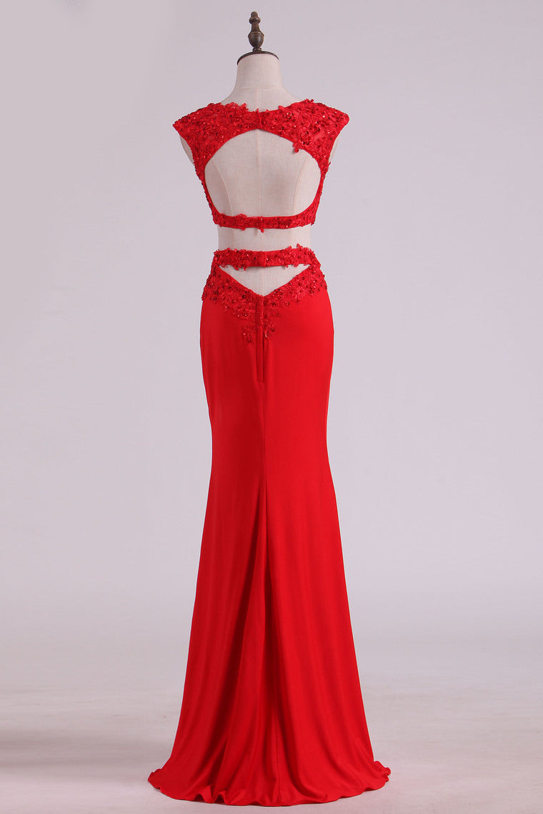 2022 Scoop Two-Piece With Applique And Beads Spandex Sheath Prom Dresses