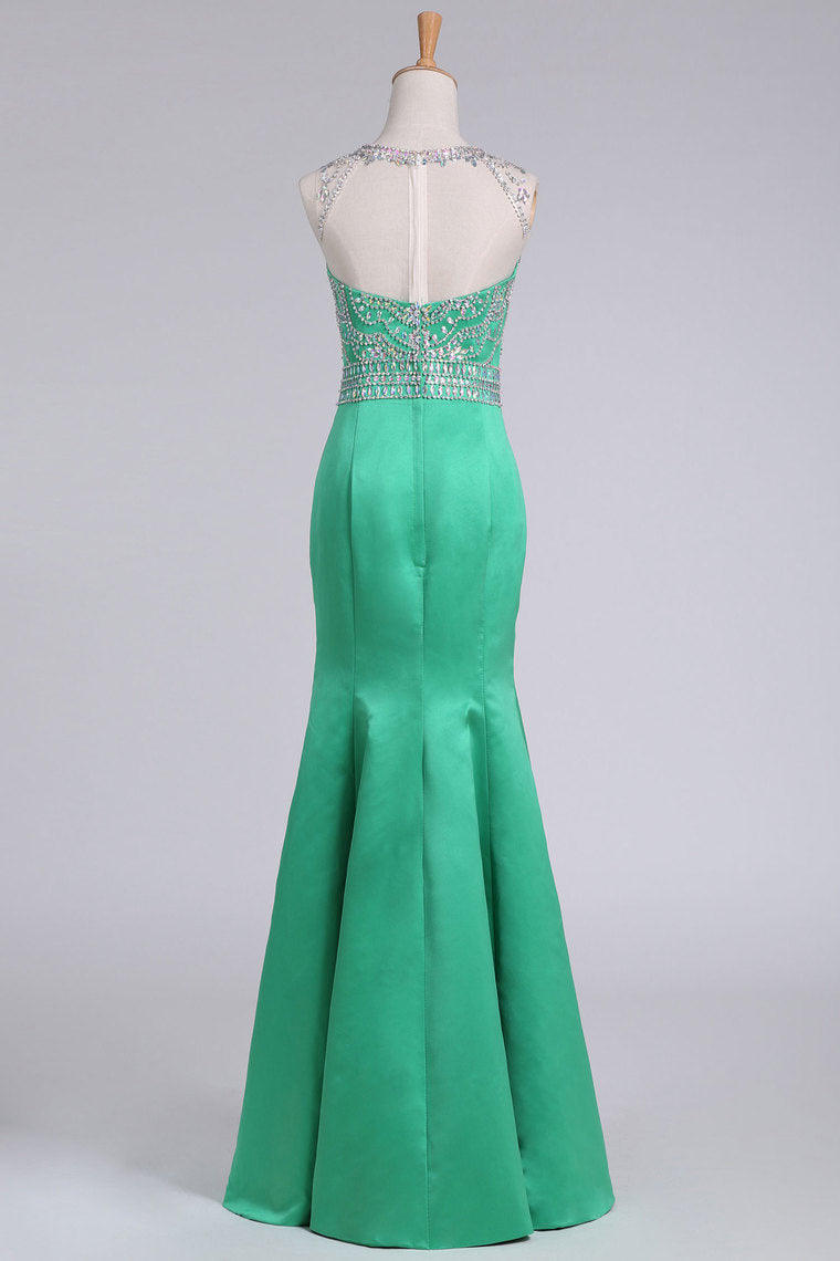 2022 Prom Dresses Floor-Length Scoop Satin With Beading Mermaid