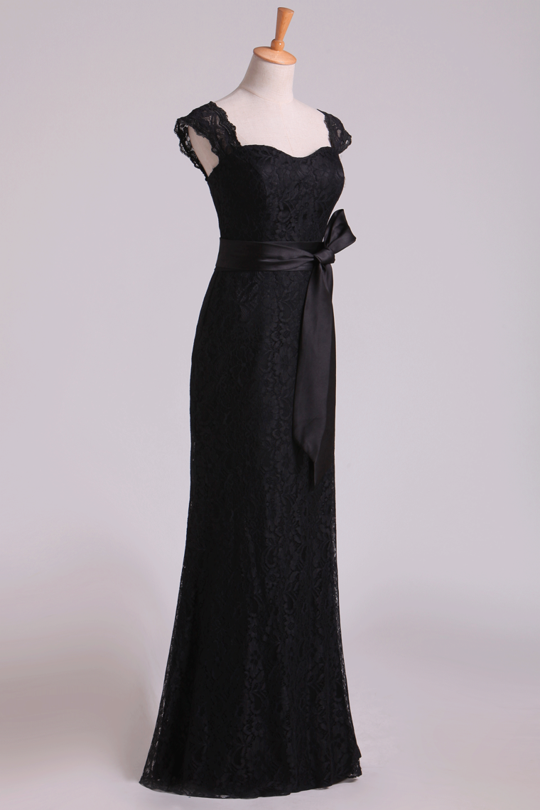 2022 Black Off The Shoulder Bridesmaid Dresses Sheath Floor Length Lace