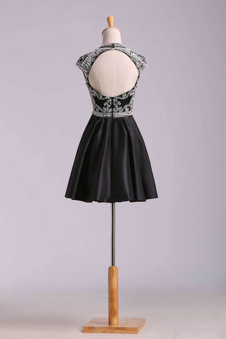 2022 Sexy Open Back High Neckline Short/Mini A Line Homecoming Dress Taffeta Beaded Bodice
