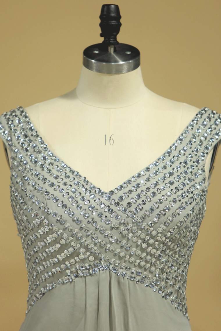 2022 Plus Size Mother Of The Bride Dresses Mermaid V Neck Beaded Bodice Chiffon Sweep Train
