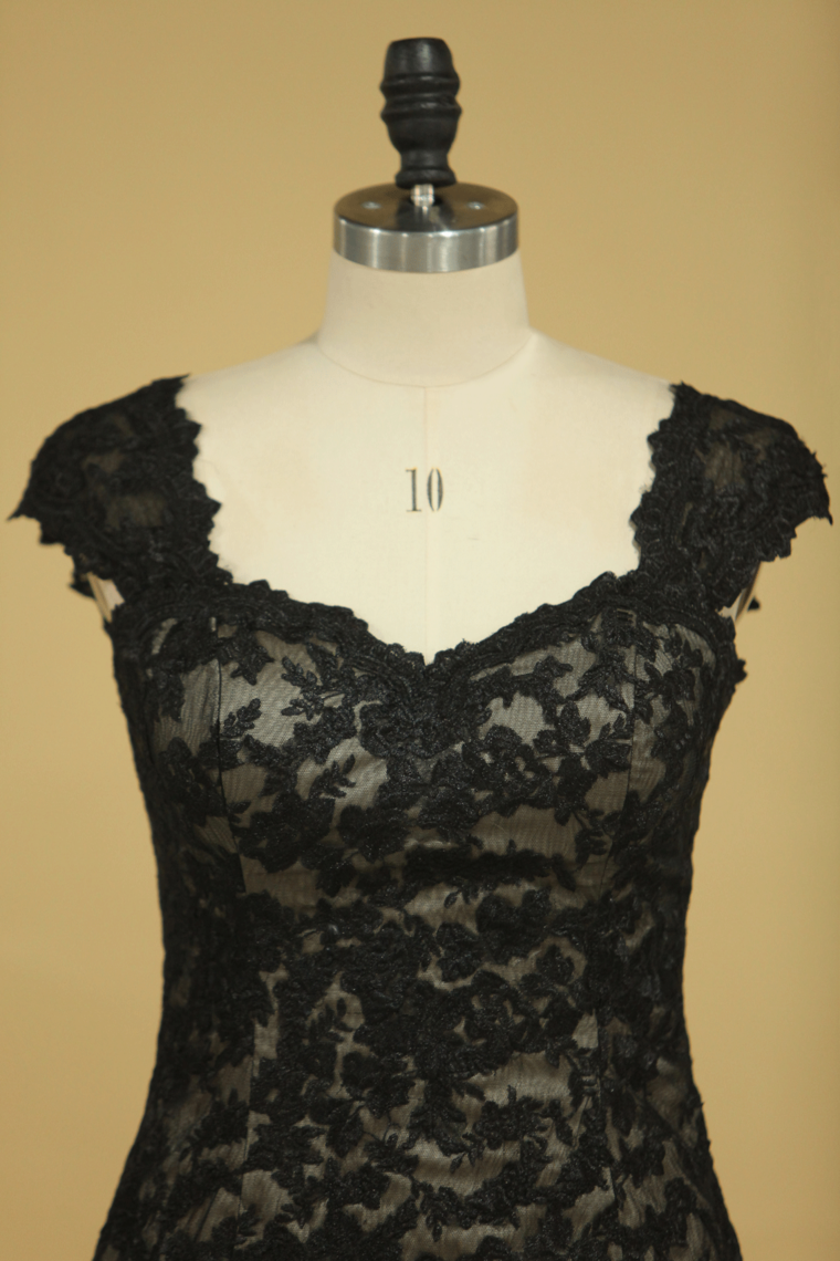 2022 Black Plus Size Off The Shoulder Lace Evening Dresses Knee Length With Applique