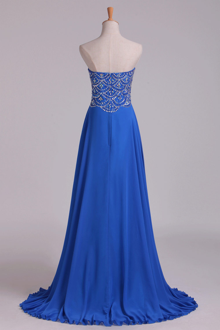 2022 New Arrival Dark Royal Blue Sweetheart Prom Dresses A Line With Beaded Bodice Chiffon