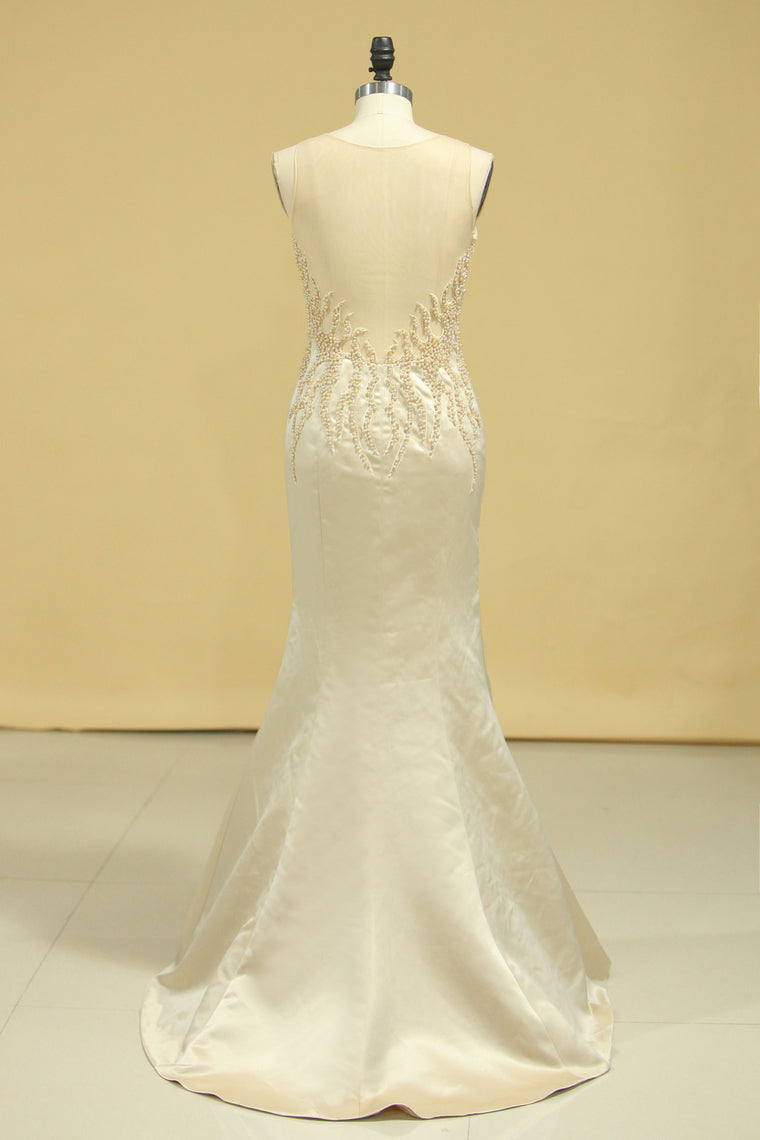 2022 New Arrival Gorgeous Mermaid Beading Illusion Satin Prom Dresses Floor-Length