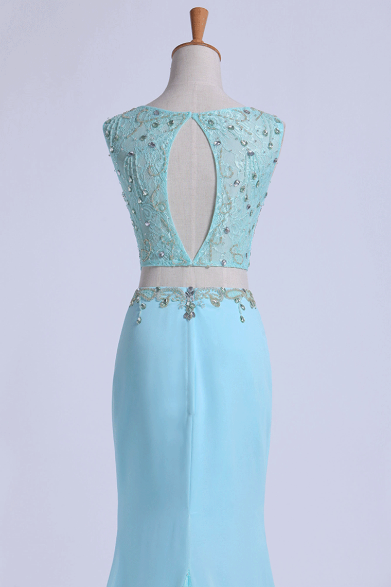 2022 Two Pieces Prom Dresses Scoop Sheath With Beading Sweep Train