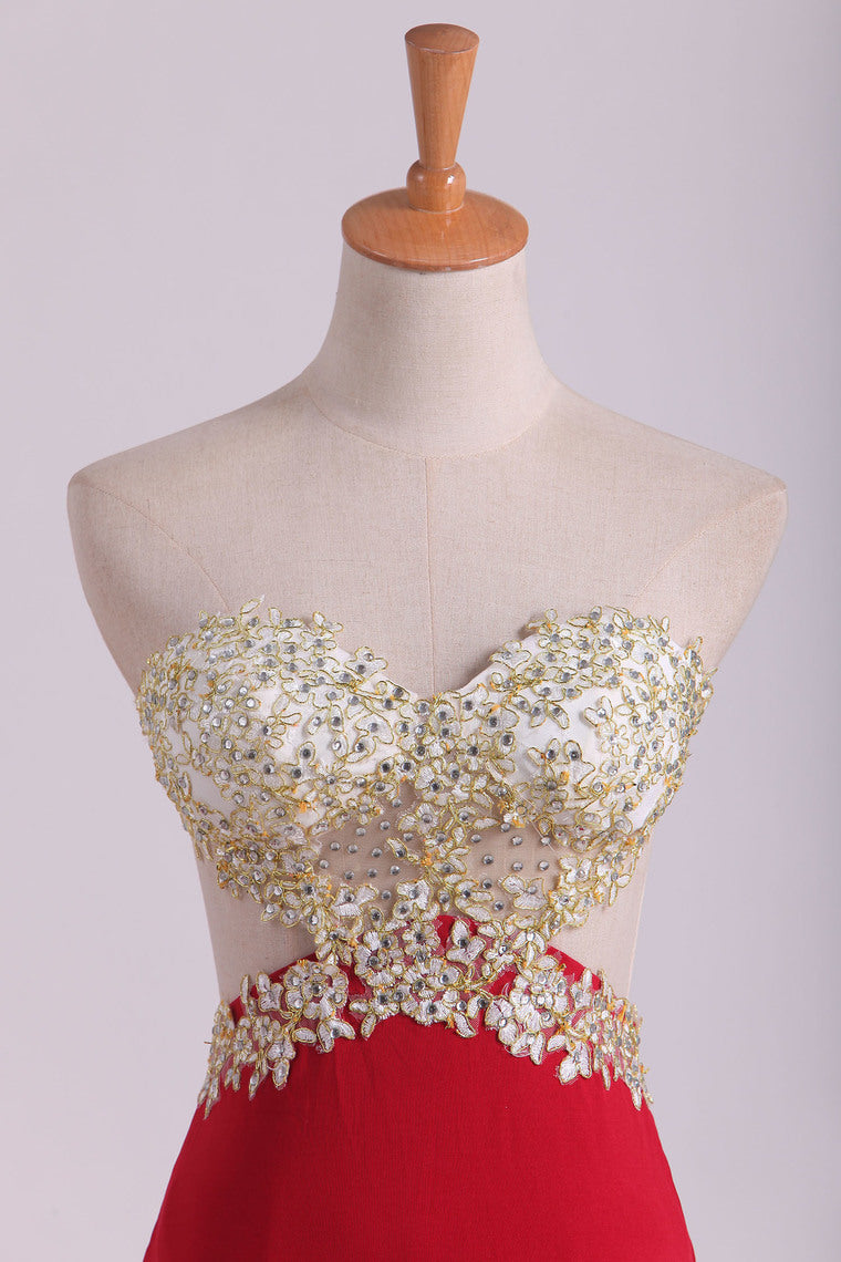 2022 Prom Dresses Sheath Sweetheart Spandex With Slit And Applique Sweep Train