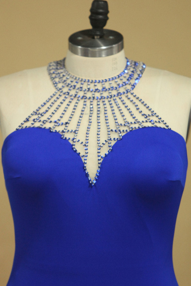 2022 Dark Royal Blue Prom Dresses Sheath Scoop With Beading Sweep Train