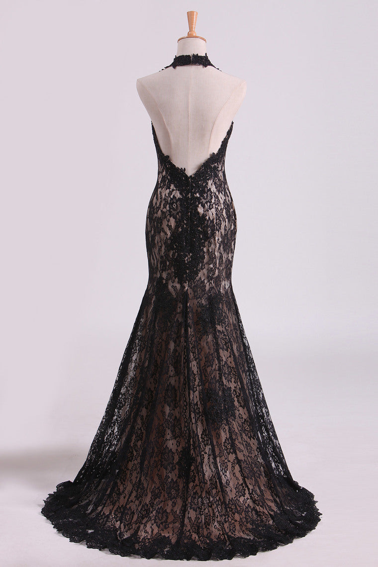 2022 Black Halter Prom Dresses Mermaid Lace Floor Length Open Back
